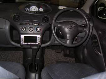 2002 Vitz