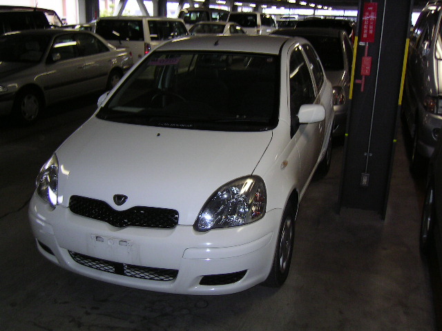 2002 Toyota Vitz