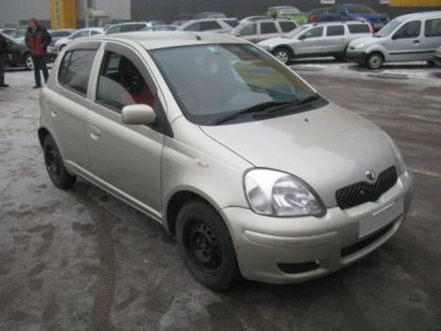 2002 Toyota Vitz