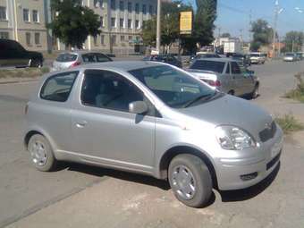 2002 Toyota Vitz