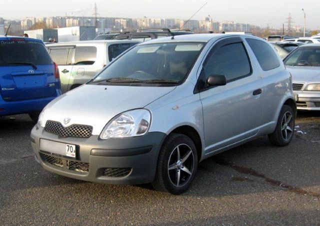 2002 Toyota Vitz