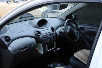 2002 Vitz