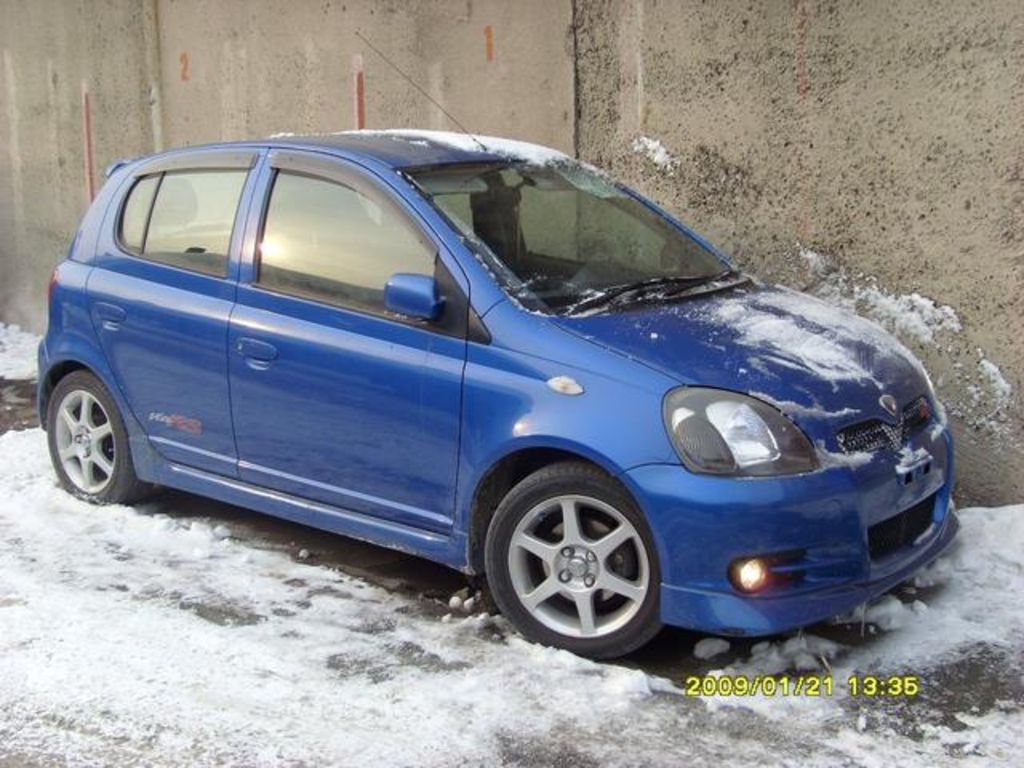2002 Toyota Vitz