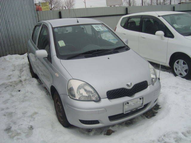 2002 Toyota Vitz