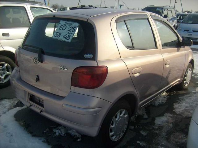 2002 Toyota Vitz