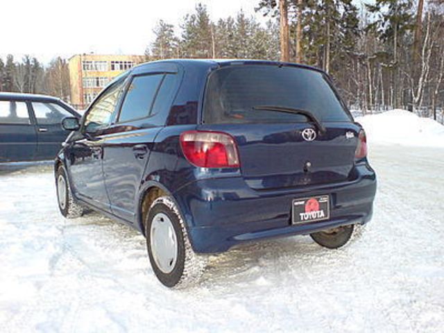 2002 Toyota Vitz