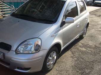 2002 Vitz