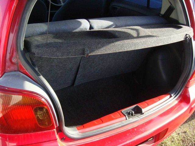 2002 Toyota Vitz