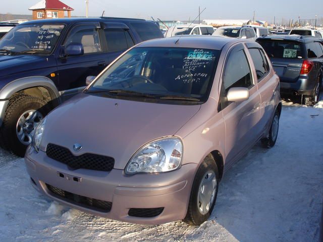 2002 Toyota Vitz