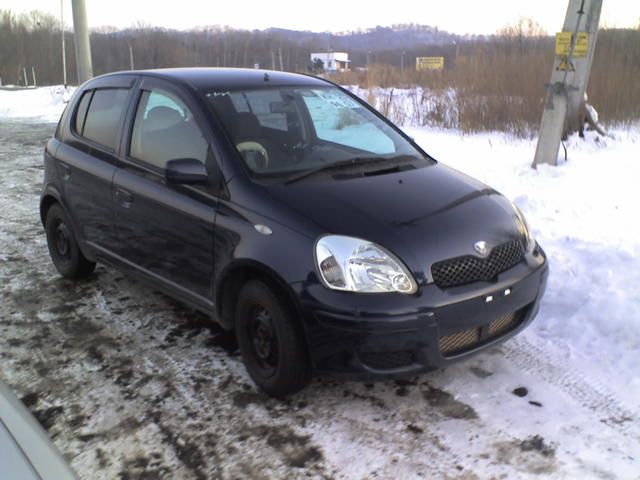 2002 Toyota Vitz