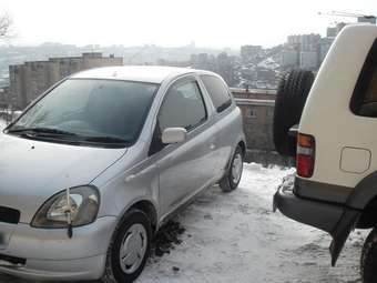 2002 Vitz