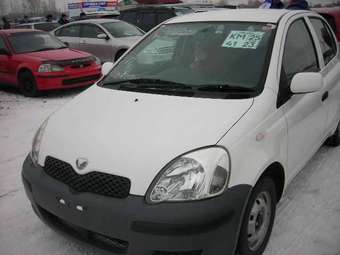 2002 Toyota Vitz