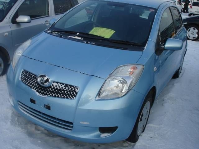 2002 Toyota Vitz