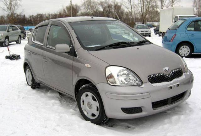 2002 Toyota Vitz