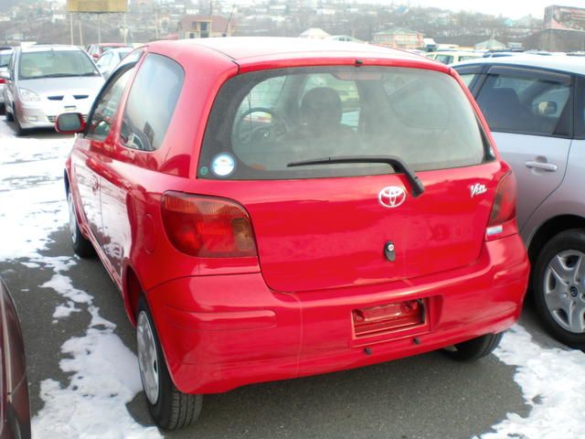 2002 Toyota Vitz