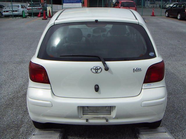 2002 Toyota Vitz