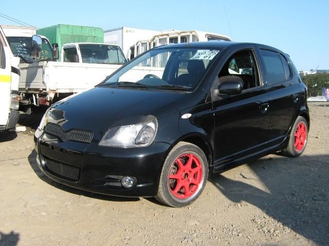 2002 Toyota Vitz