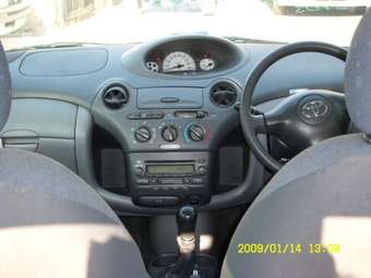 2002 Toyota Vitz