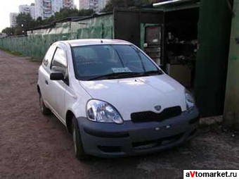 2002 Toyota Vitz Photos