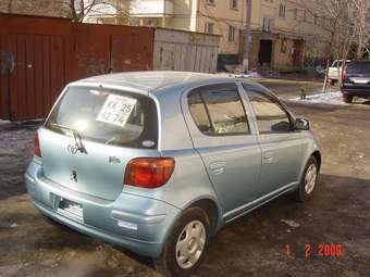 2002 Toyota Vitz Pictures