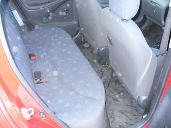 2002 Toyota Vitz Pictures