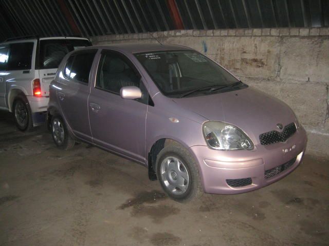 2002 Toyota Vitz