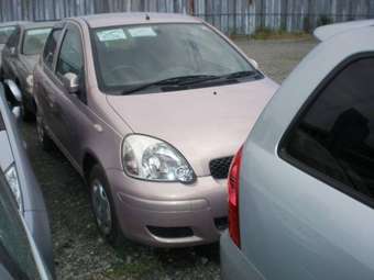 2002 Toyota Vitz Pictures