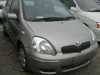 2002 Toyota Vitz Pictures
