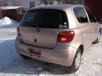 2002 Toyota Vitz Pictures