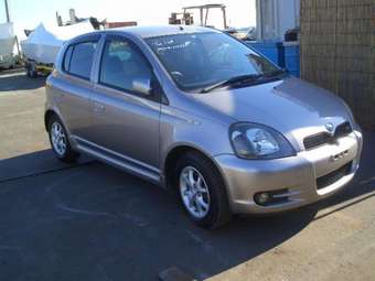 2002 Toyota Vitz Pictures