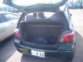 2002 Toyota Vitz Pics
