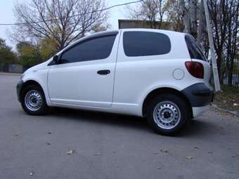 2002 Toyota Vitz Pictures
