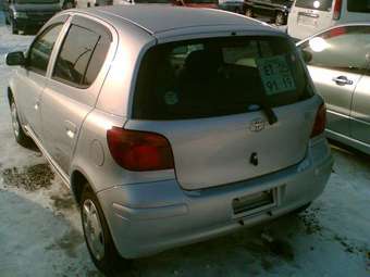 2002 Toyota Vitz Pictures