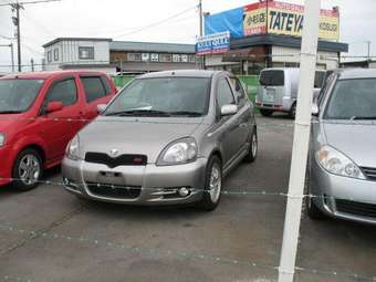 2002 Toyota Vitz Images
