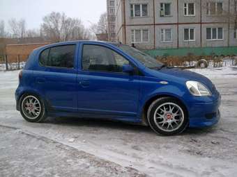 2002 Toyota Vitz Wallpapers