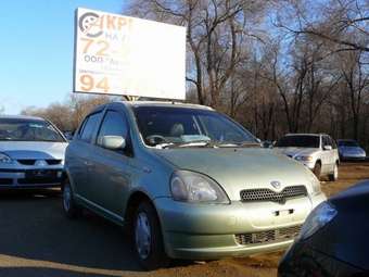 2002 Toyota Vitz Images