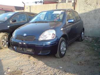 2002 Toyota Vitz Pics