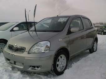 2002 Toyota Vitz Pictures