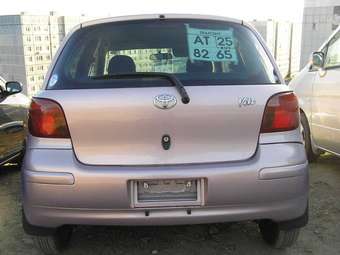 2002 Toyota Vitz Pictures
