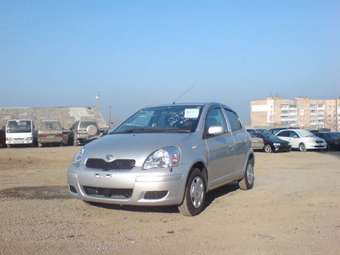 2002 Toyota Vitz Pictures