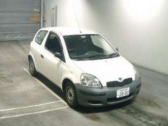 2002 Toyota Vitz Photos