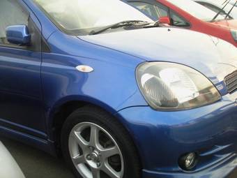 2002 Toyota Vitz Pictures