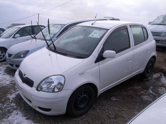 2002 Toyota Vitz Pictures