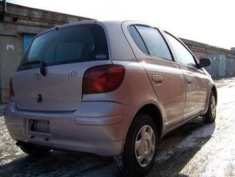 2002 Toyota Vitz Pictures