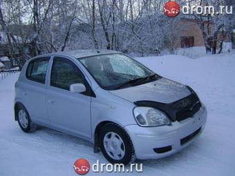 2002 Toyota Vitz Photos