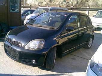 2002 Toyota Vitz Pictures