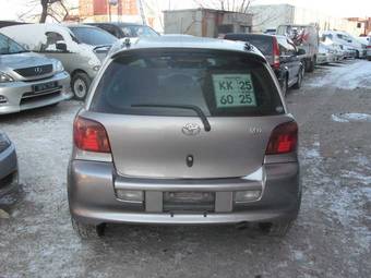 2002 Toyota Vitz Pictures