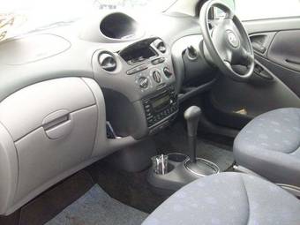 2002 Toyota Vitz Wallpapers