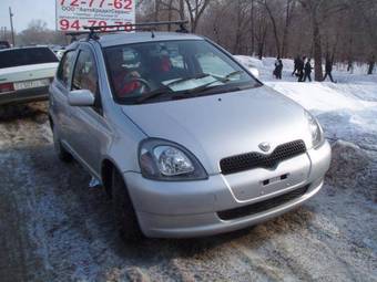 2002 Toyota Vitz Pictures