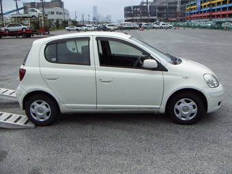 2002 Toyota Vitz Pictures